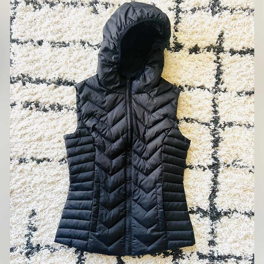 Blanc Noir Puffer Hooded Vest feather Down Size Small